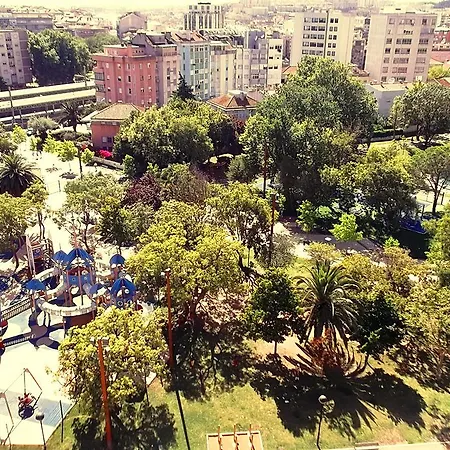 Residencial Jardim Da Αμαδόρα