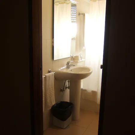 Πανσιόν Residencial Jardim Da Αμαδόρα