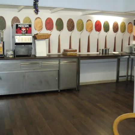 Residencial Jardim Da Πανσιόν 2*