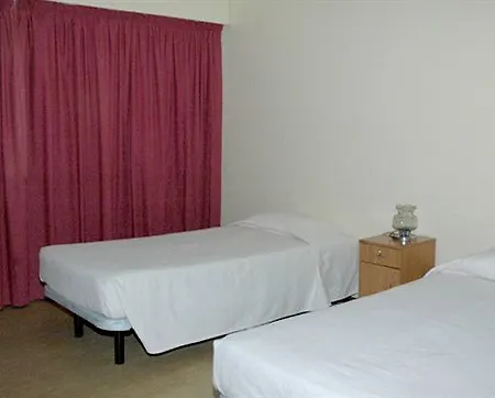 Residencial Jardim Da Πανσιόν Αμαδόρα