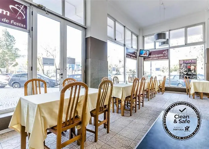 Residencial Jardim Da Casa de hóspedes 2*