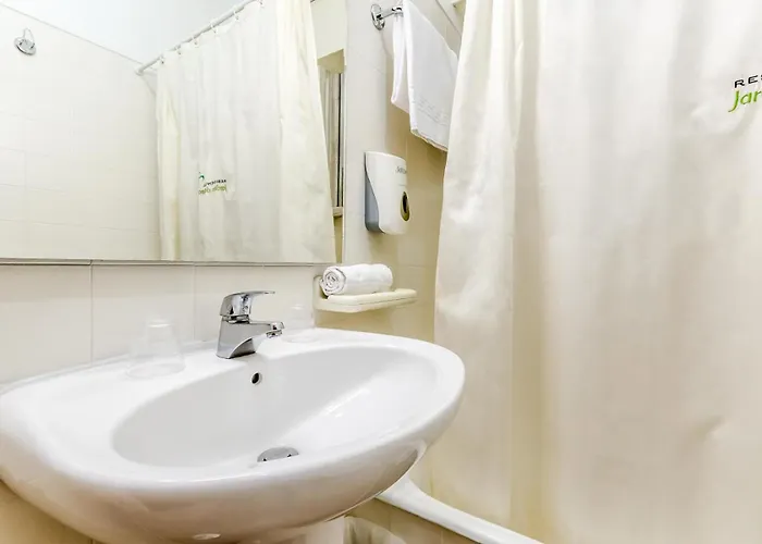 Residencial Jardim Da Casa de hóspedes